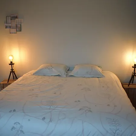 Au Mas De Mont Yvoir