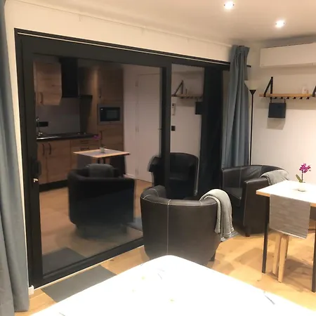 Au Mas De Mont B&B Yvoir